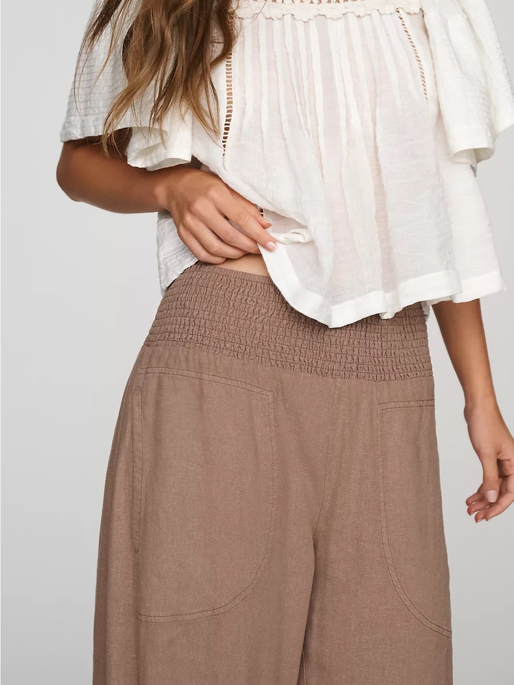 NWT Pilcro The Reese Mid Rise Cropped Barrel Pant/ Mushroom/ L - Picture 7 of 9